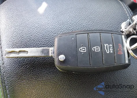 2019 Kia Optima Lx from USA, damaged, VIN 5XXGT4L31KG369471